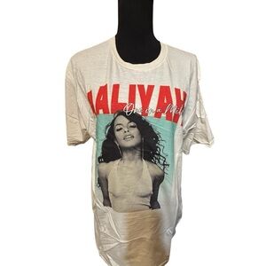 Gildan Aaliyah Graphic Tee - White and Red